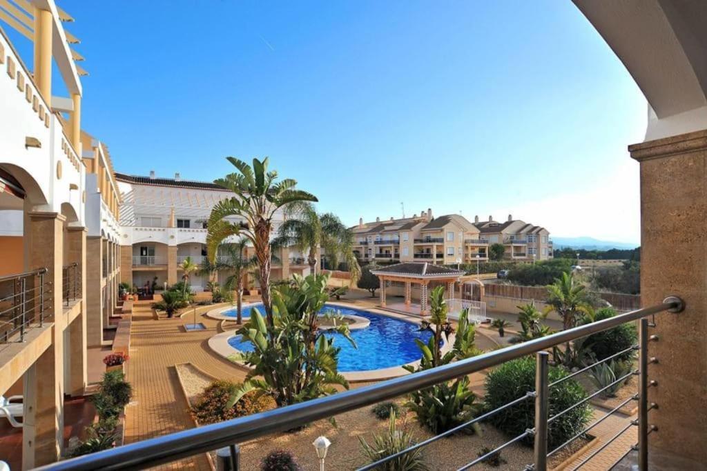 Elegante Apartamento Zona Arenal Platja de Larenal Exterior photo